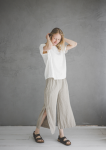 Seitenschlitz – Leinenhose mit weitem Bein