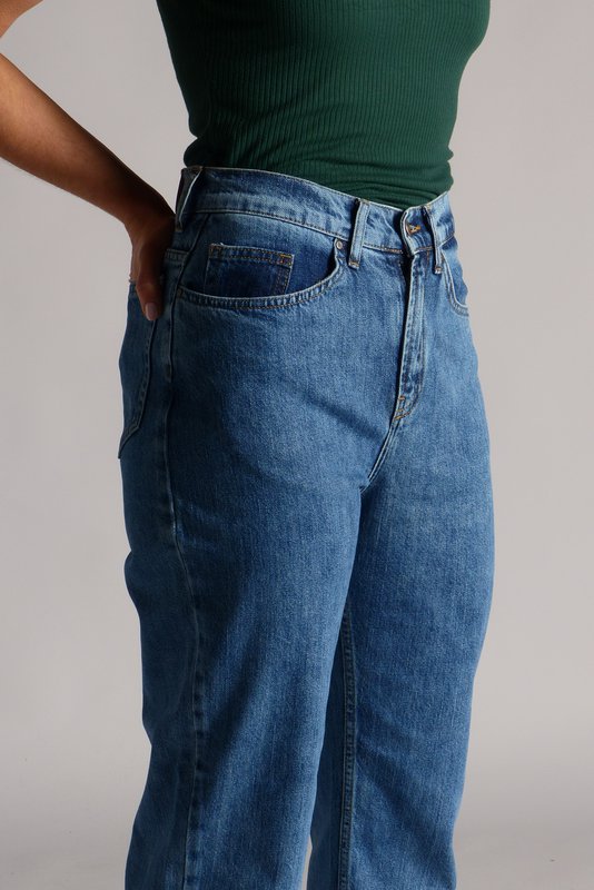 Flare Jeans - Høj talje - løse jeans