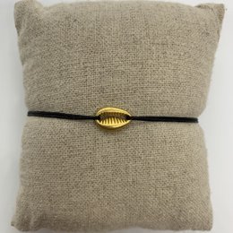 Small Golden Shell Bracelet