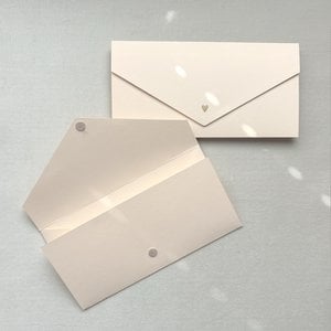 Gift packaging, voucher packaging, money gift, concert tickets, cover nude with magnetic closure, heart hot foil gold (PU = 5 pieces)