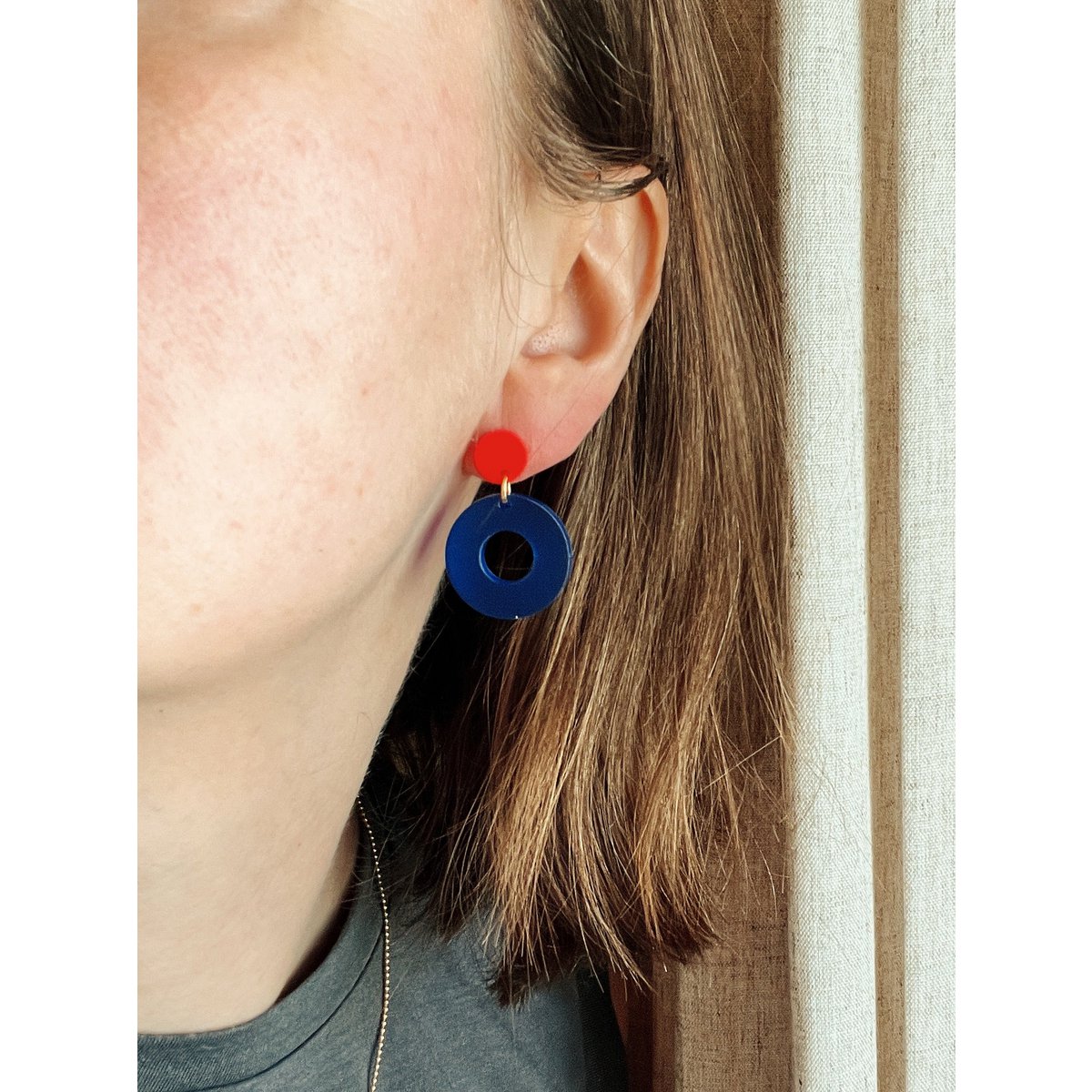 Colorblock Circle stud earrings in fire red ink blue