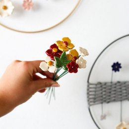 Mazzo di fiori di felicità in diversi colori