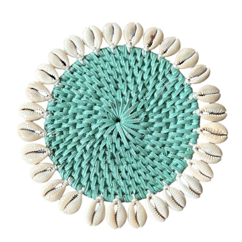 Rattan coaster with cowrie shells