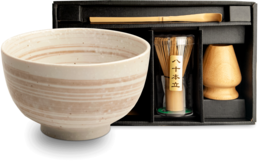 Edo Ansen Matchaset XL, giftbox - Ceramic matcha bowl in dark blue color, includes matcha whisk and other accessories.
