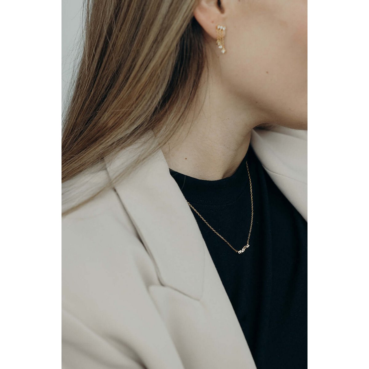 Mama Small NECKLACE