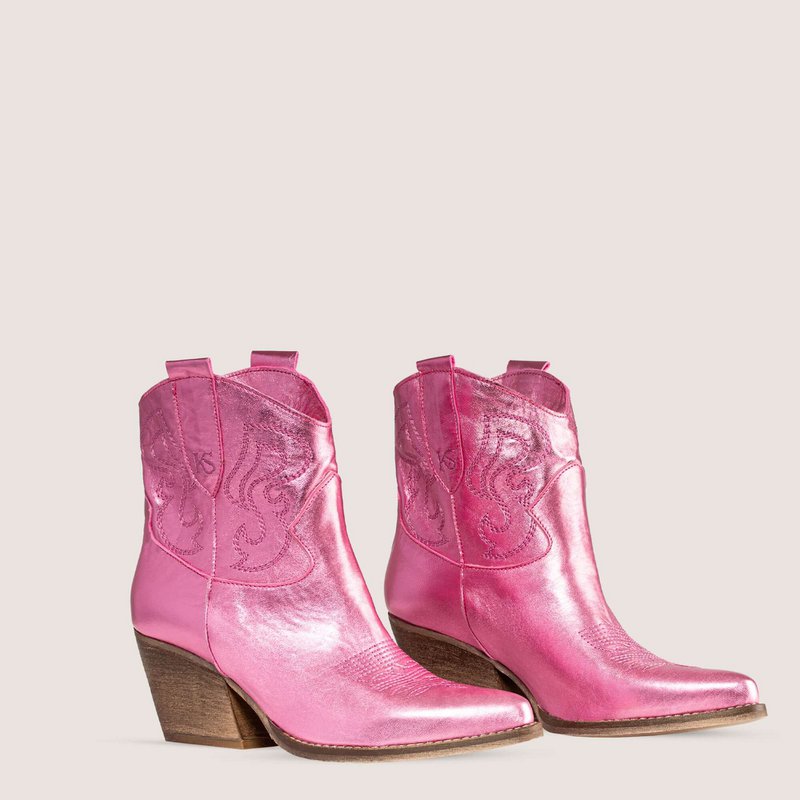 Bradley Nova Blush Texan Ankle Boots