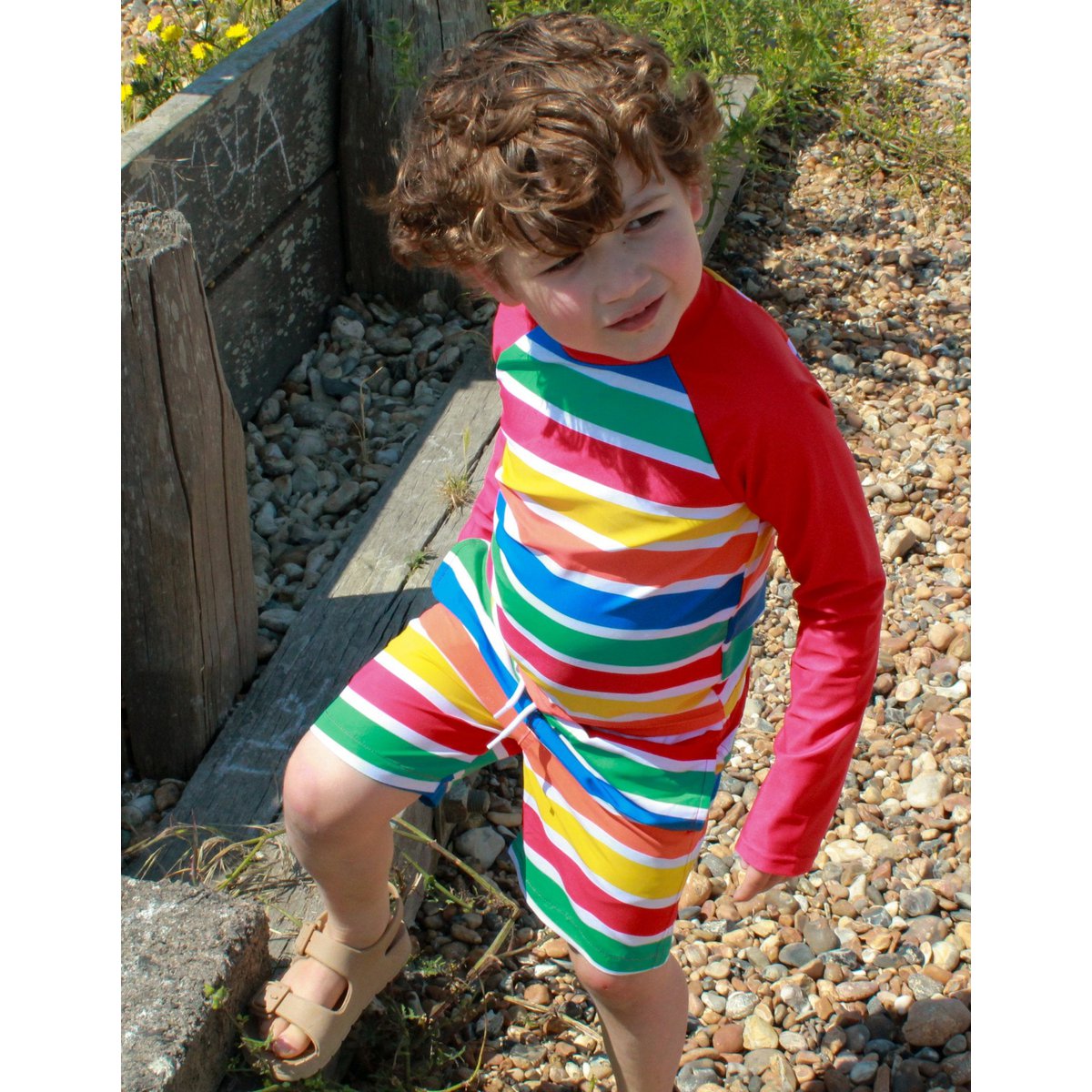 Kinder Schwimmshorts mit Happy Streifen, UV-Schutz UPF 50+