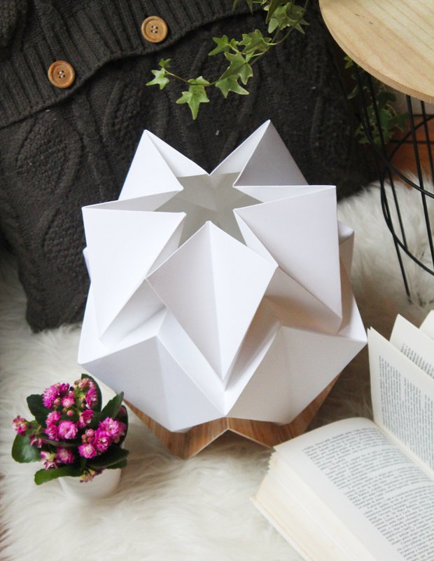 Lampada da Tavolo Origami in EcoLegno e Carta - misura S