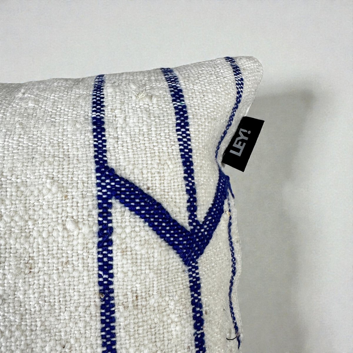 LEY! Cushion - Colorful Line - 50x50 (SOLD - B2B - 20.02)