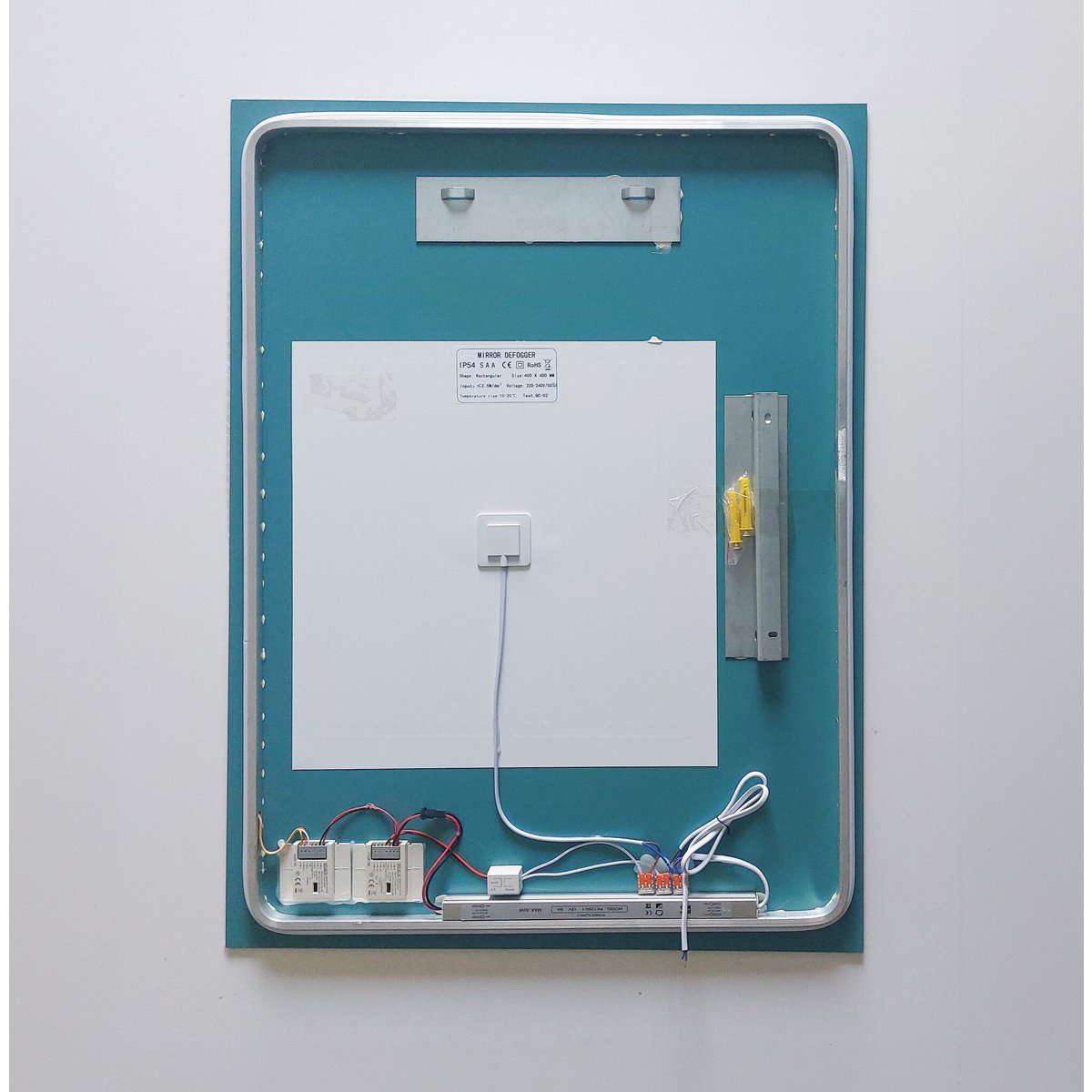 Badkamerspiegel met Verlichting 60x80 cm – LED Anti-condens Dimbaar