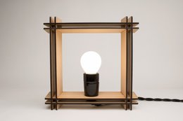 Hashtag LAMPA nr. Buk 1 kwadratowy – Minimalistyczna lampa stołowa z funkcją ściemniania – prezent na Boże Narodzenie