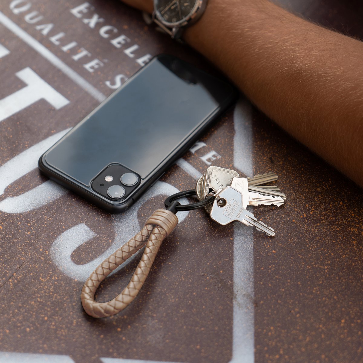 Keychain "Strong"