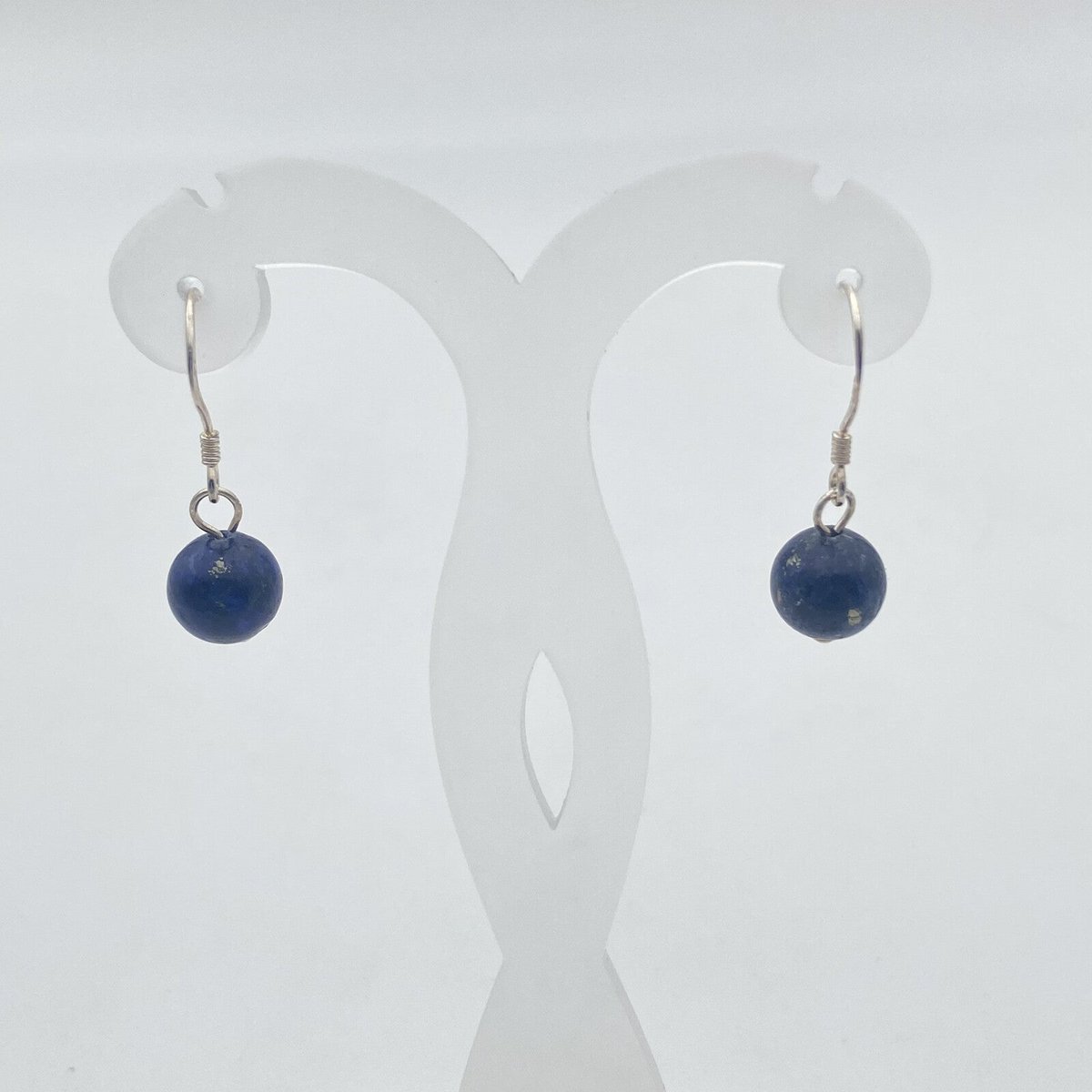 Zilveren oorbellen - Lapis Lazuli kralen