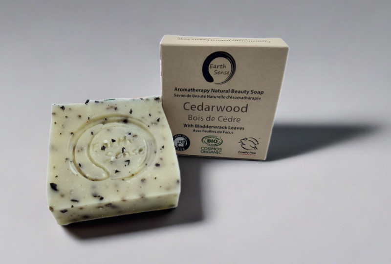 Organisk certificeret solid sæbe - Cedarwood med blærewrack 90g