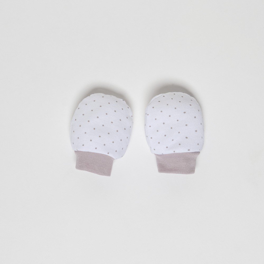 SET 4 STUKS (MUTS+HANDSCHOENEN+SLABBER+SOKKEN) VOOR NIEUWBORGEN (0-6 MAANDEN) - 100% KATOEN - MOD. BEIGE