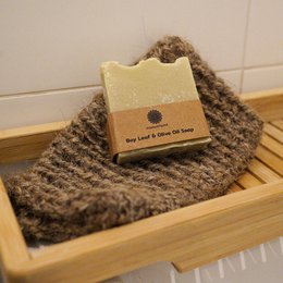 Ziegenhaar-Badehandschuh mit Lorbeer- und Olivenölseife