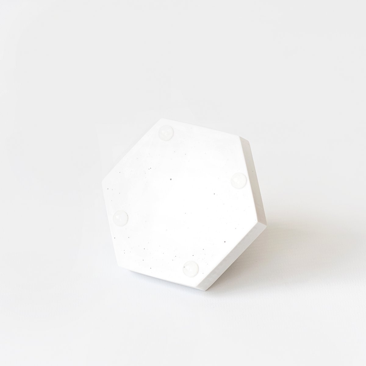 Bougeoir SART CRAFT à base hexagonale MARBRE BLANC / GRIS / BLANC 9x4.5cm