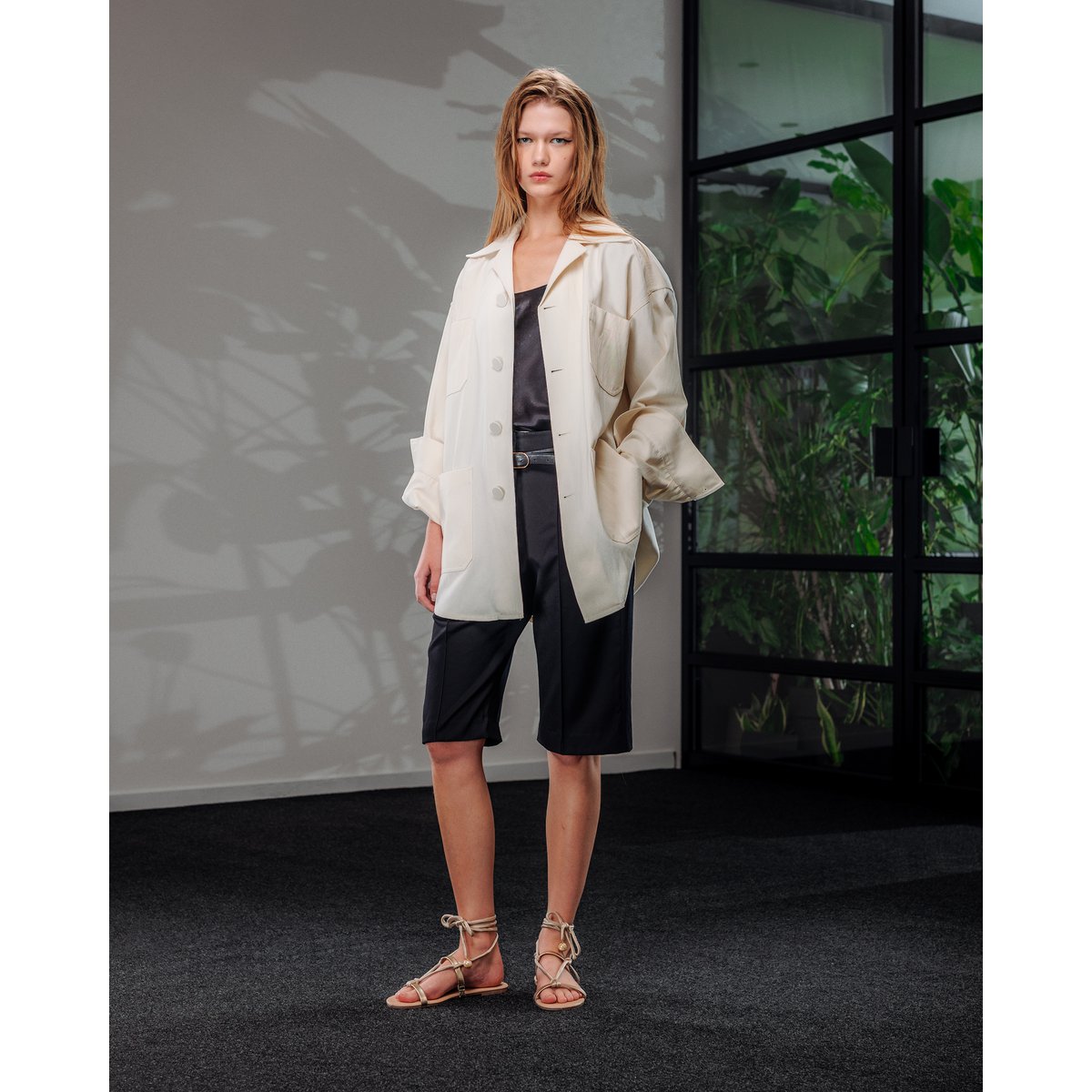 Chaqueta utilitaria con bolsillo de parche