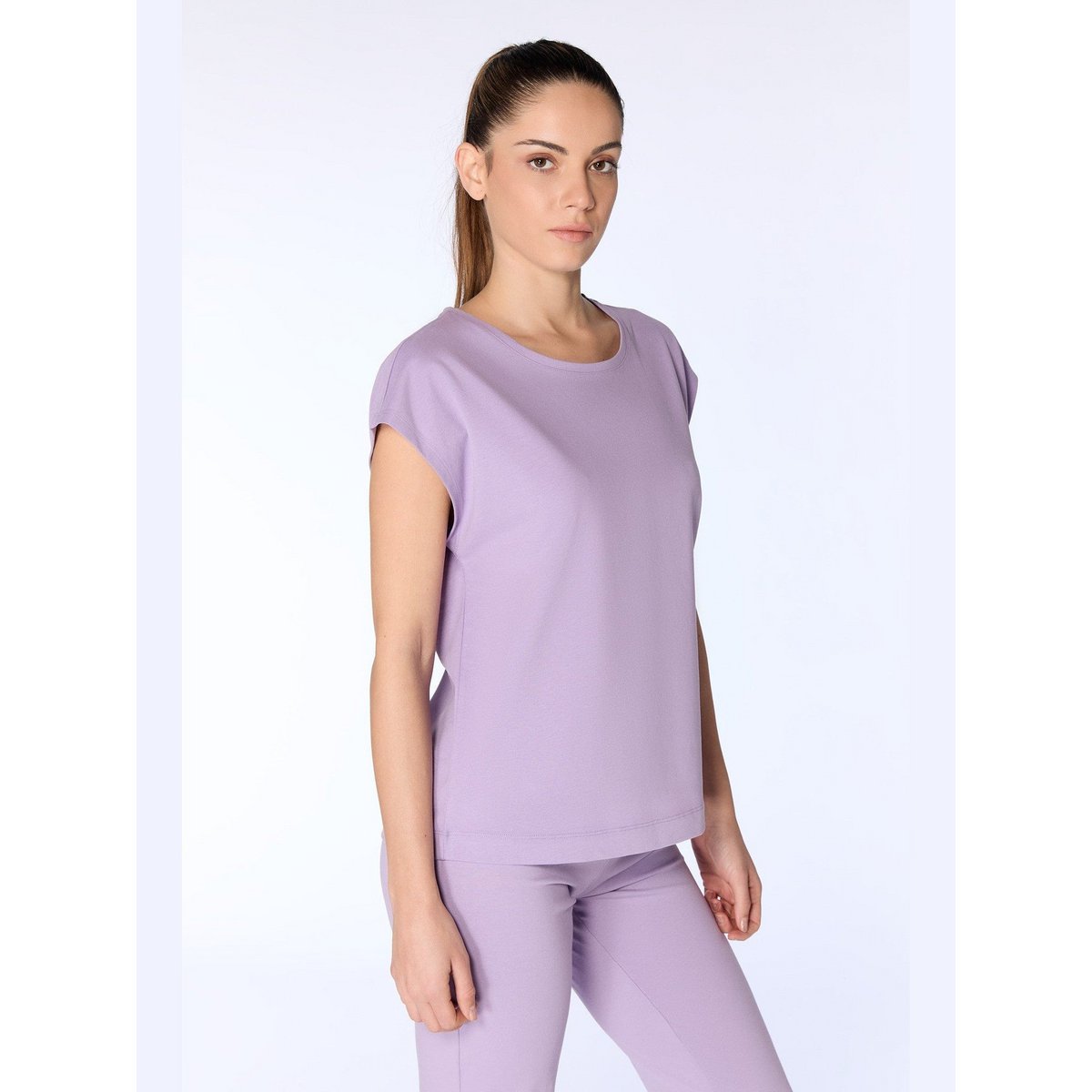 viola M