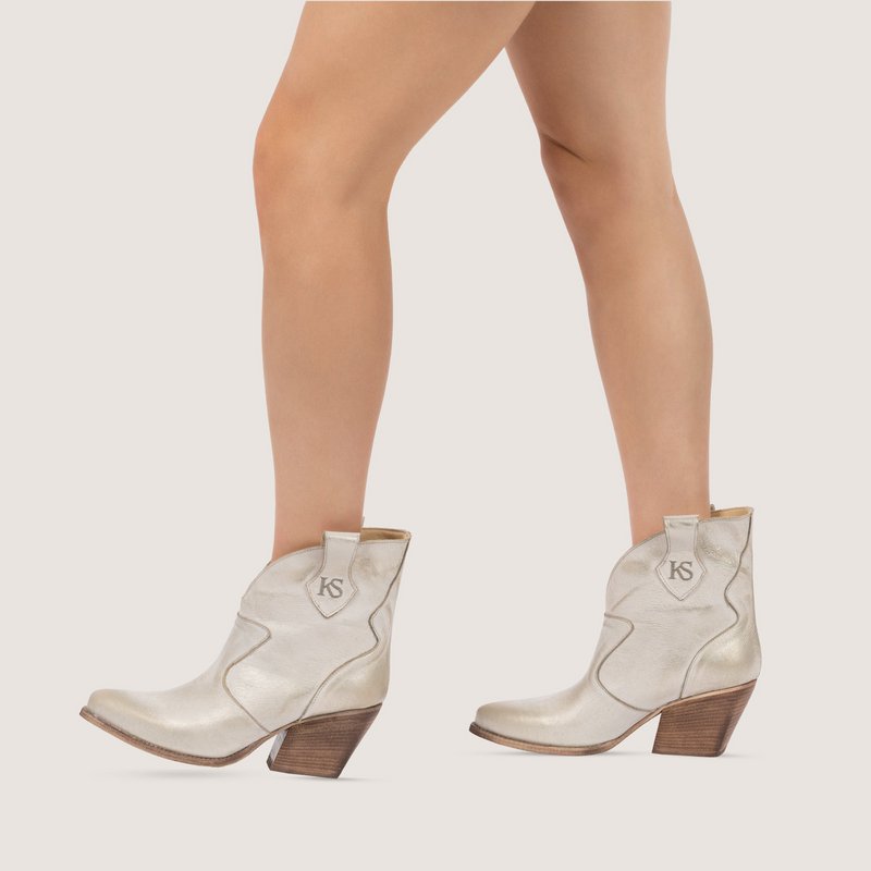 Velvet Mirage Halo Texan Ankle Boots