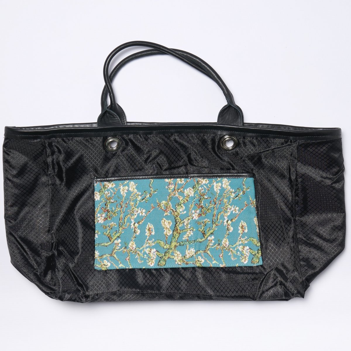 Mandelblütenhandtasche mit Ledergriffen