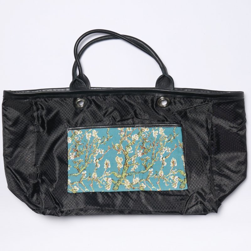 Mandelblütenhandtasche mit Ledergriffen