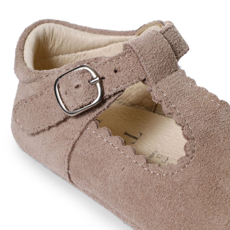 Taupe t-schoentjes