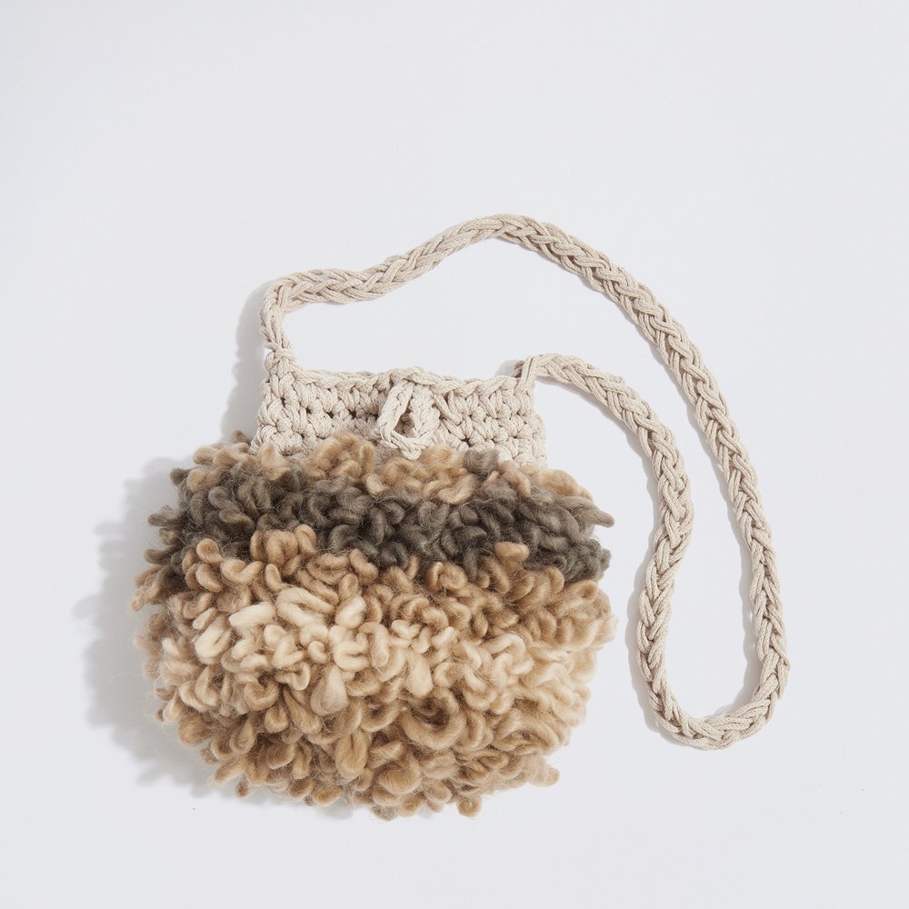 “Elise Boucle” Håndlavet telefonpose beige