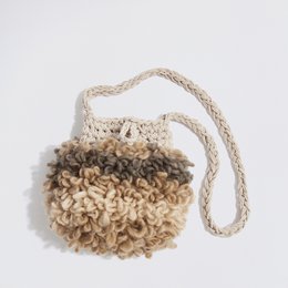 “Elise Boucle” Håndlavet telefonpose beige