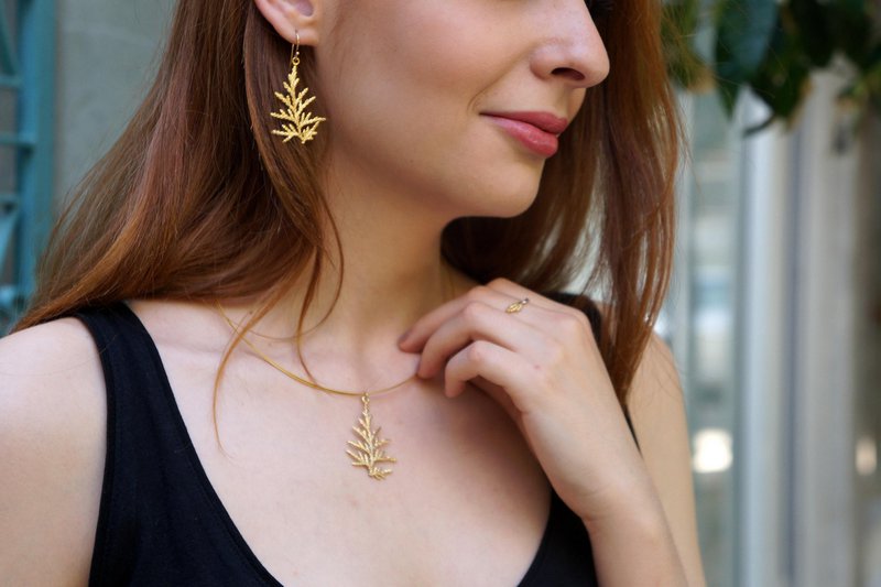 Cypress Leaf-ketting: verguld, delicaat natuurontwerp - milieuvriendelijk