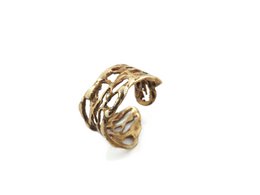 Anello regolabile in bronzo patinato – Traforato organico