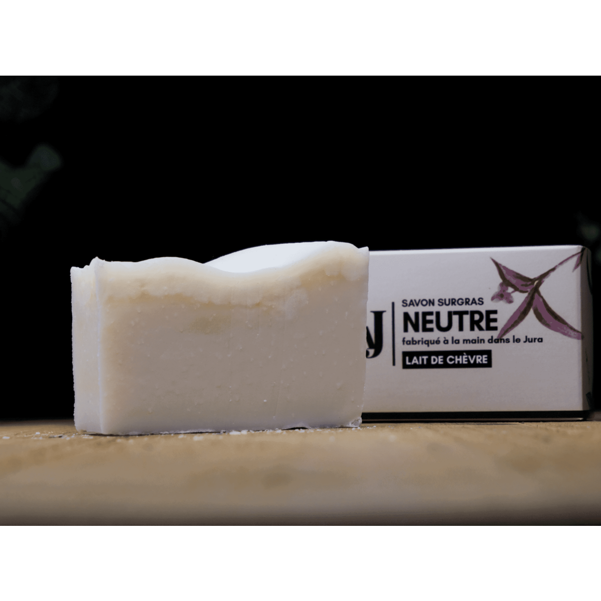 Neutral surgras soap (with goat's milk)