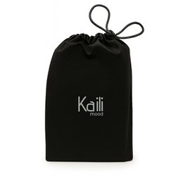 K0055SB | Pung med håndfri snøre i ægte fuldnarvet læder, smurt. Bomuldsfor. Cognac farve. Mål: 10 x 17 x 9,5 cm. Emballage: Non-woven taske