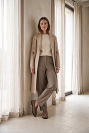EMILIA TAUPE – Flache Loafer aus weichem Leder