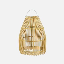 Natural rattan pendant lamp with a round, tapered shape. Made of woven rattan material in a light, neutral color. Suitable for use in living rooms, bedrooms, or other indoor spaces.