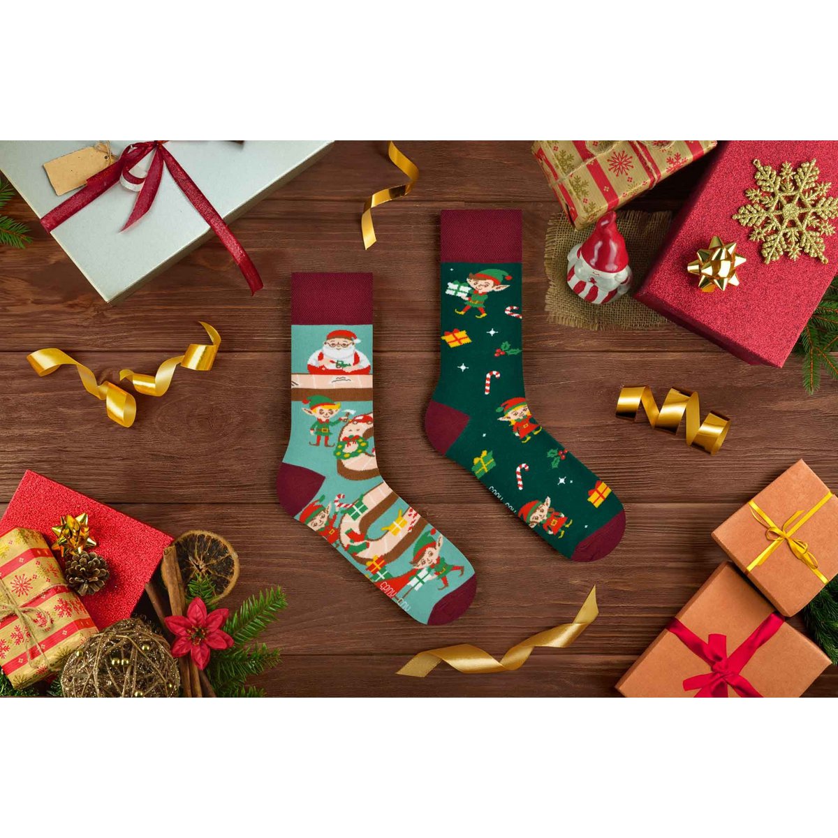 Christmas elves socks | Xmas socks | Santa's present favtory - casual mismatched socks