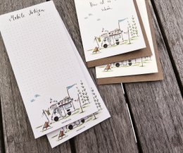 Blocco di scrittura realizzato in carta riciclata | Camper in una vacanza in campeggio | Formato DIN (lungo) | 99 x 210 mm | Punteggiato