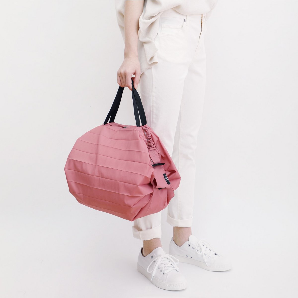 Shupatto compacte opvouwbare boodschappentas maat M - Peach (Momo)