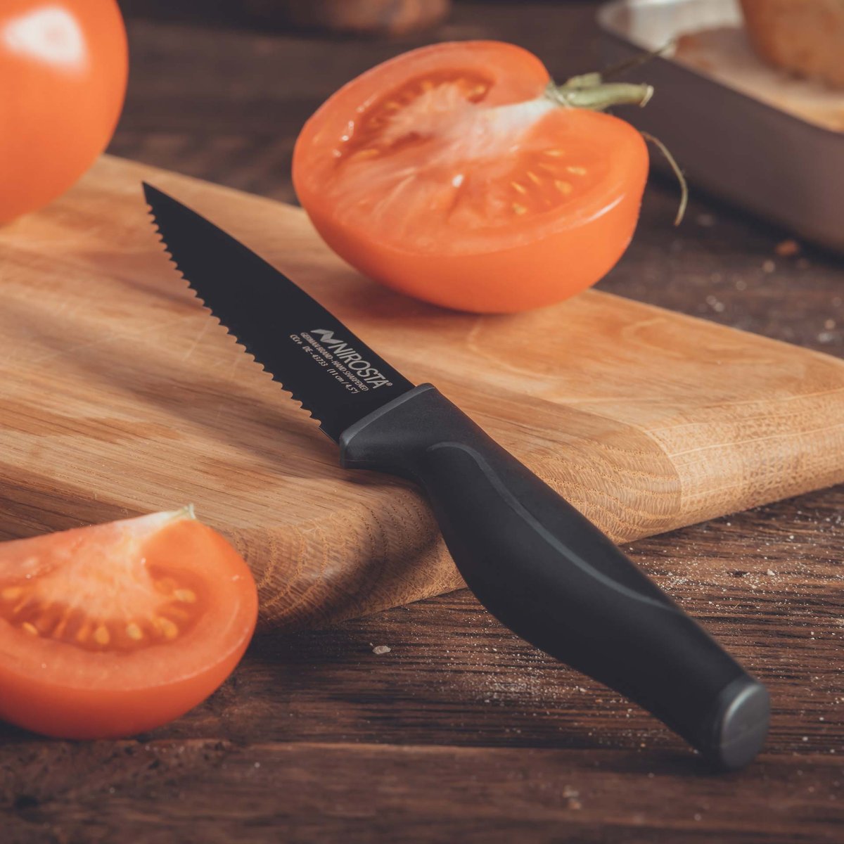 Nirosta Black Edition serrated kitchen knife