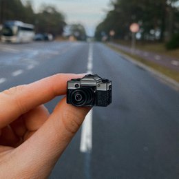 Enamel Pin "Film Camera"
