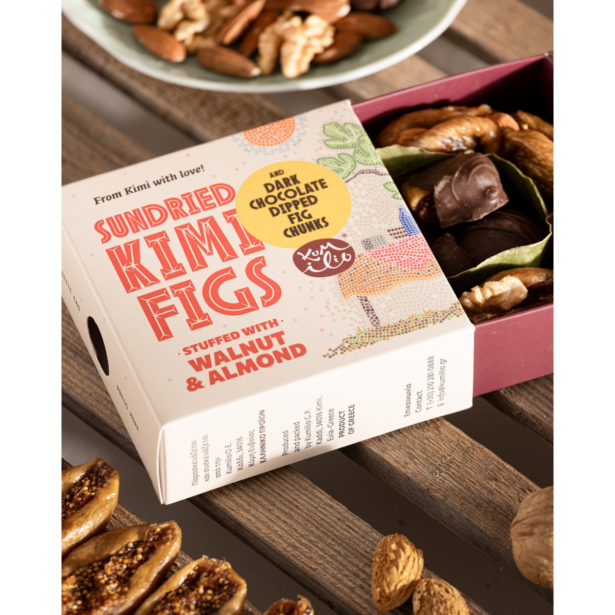 KUMILIO Premium Kími fig GIFT BOX filled with Nuts & dark Chocolate dipped 180g