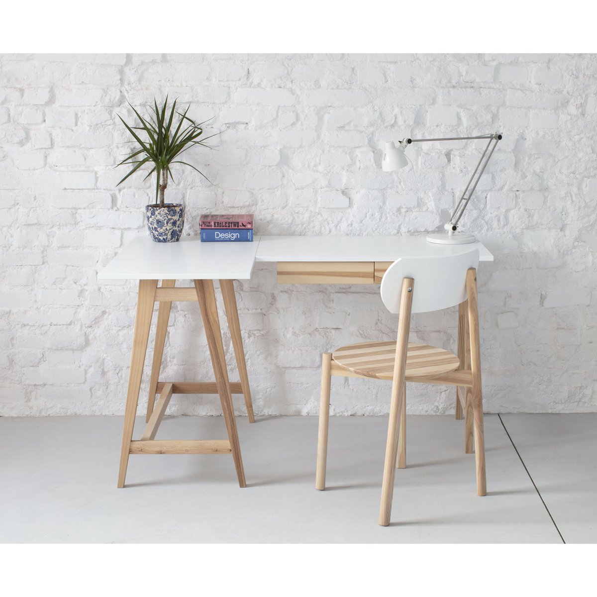 LUKA L-Shaped Desk Left/Right Handed 135x85cm