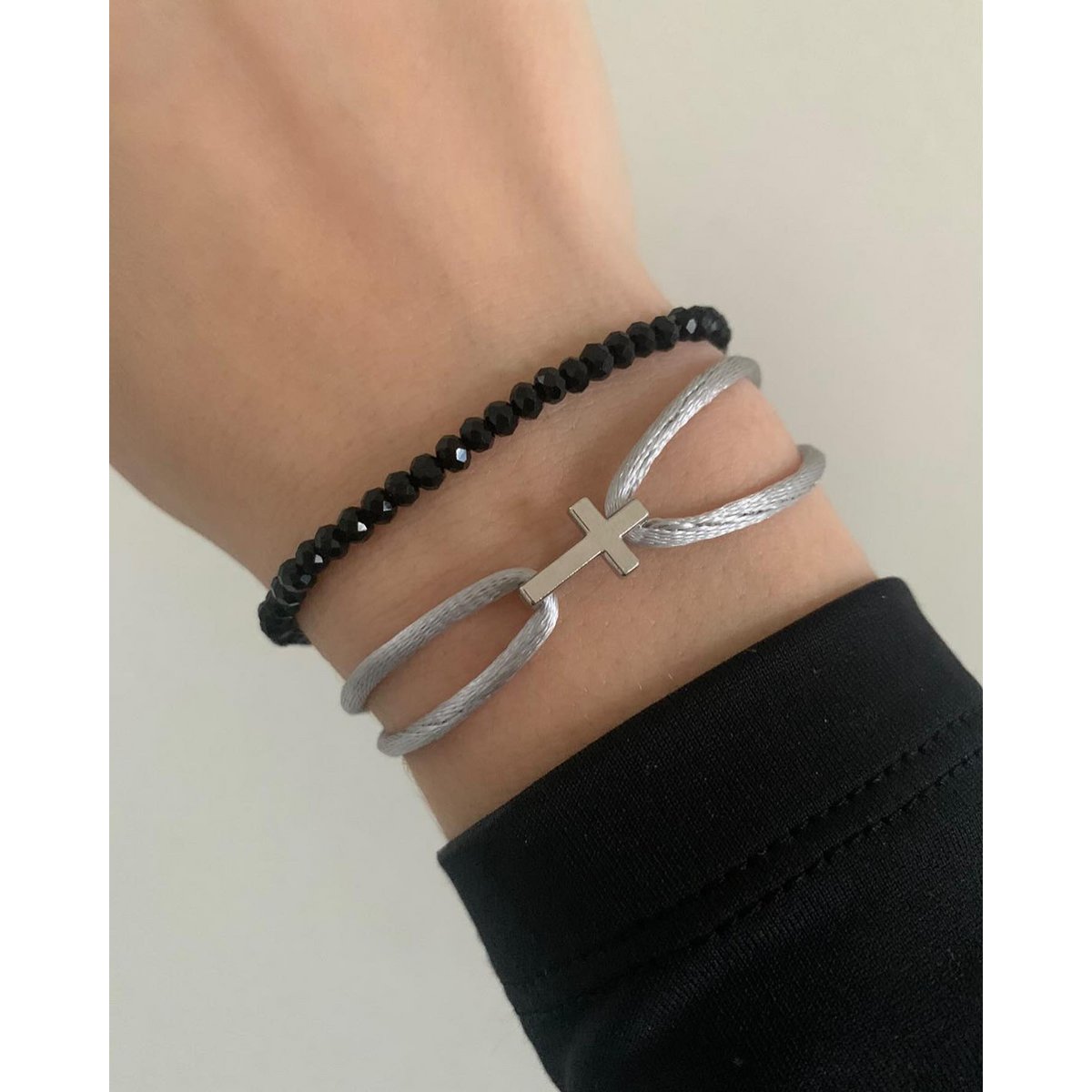 Armbåndssæt grå-sort