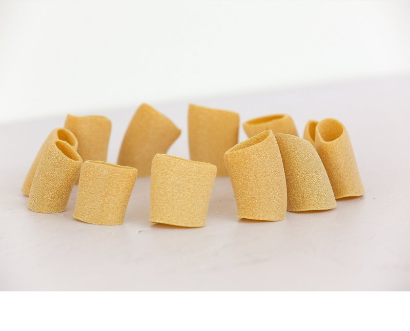 Hele ris & gurkemeje Paccheri Pasta i Bulk-Økovenlig-3KG