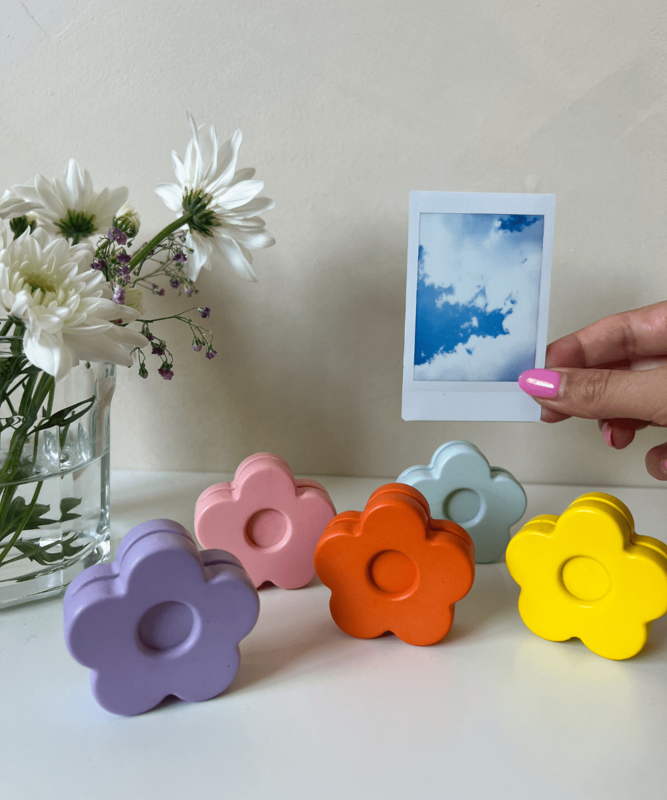 Poppy Photo Holder