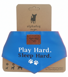 Alpha Dog "Play Hard" Bandana en coton pour chien Collection Play Bleu