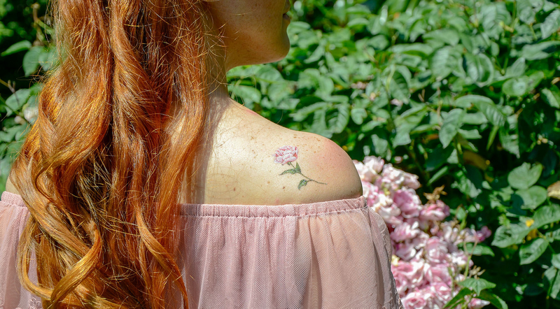 Tatuaje temporal: Rosa