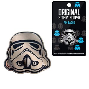 Verzamelbare emaille pin-badge van de originele Stormtrooper-helm