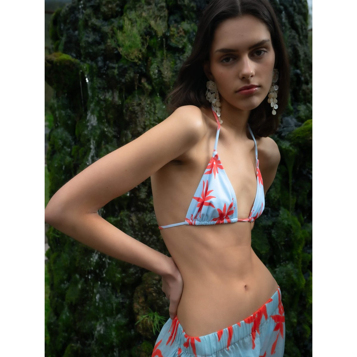Haut de bikini bleu à imprimé floral Magician