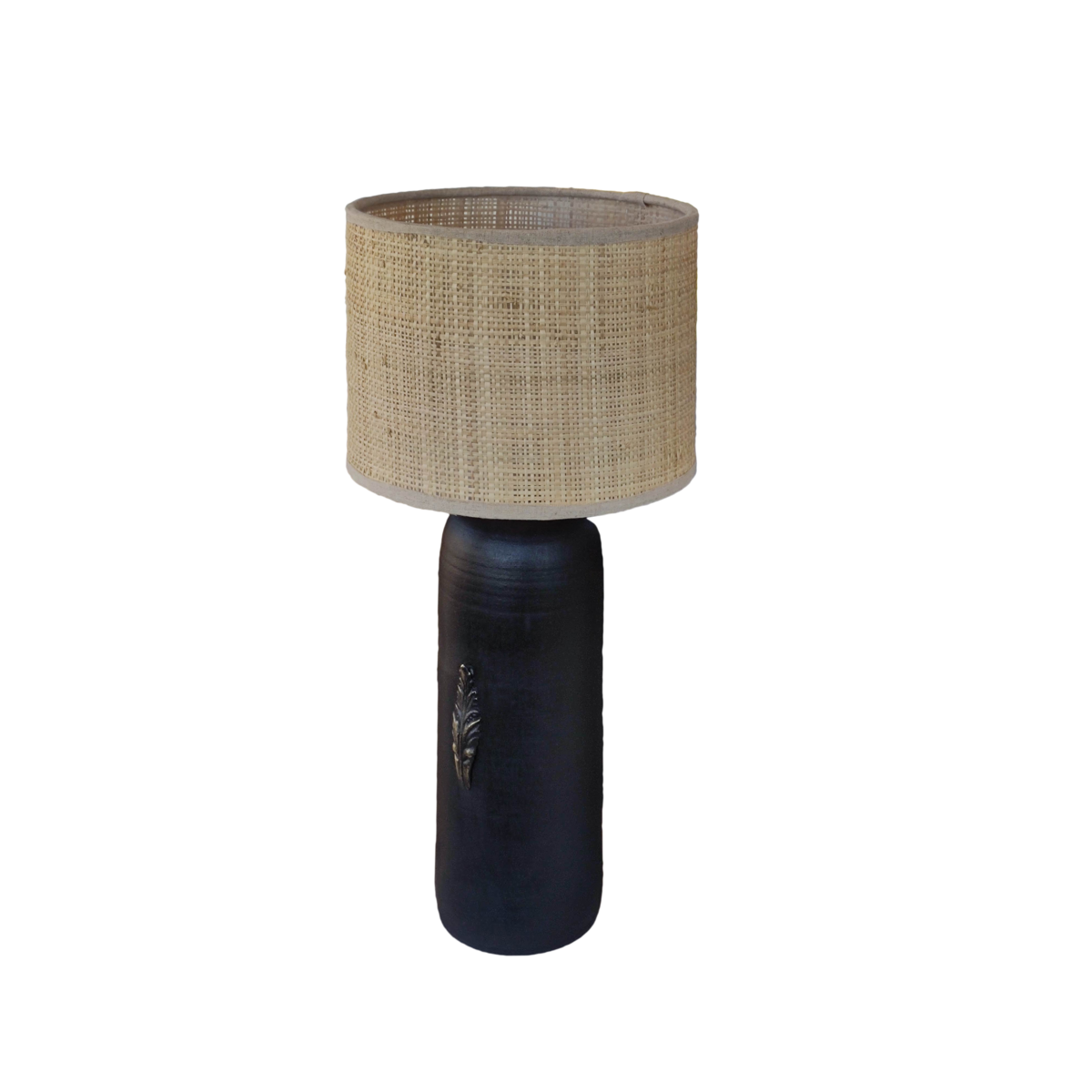 Raffia og keramik bordlampe
